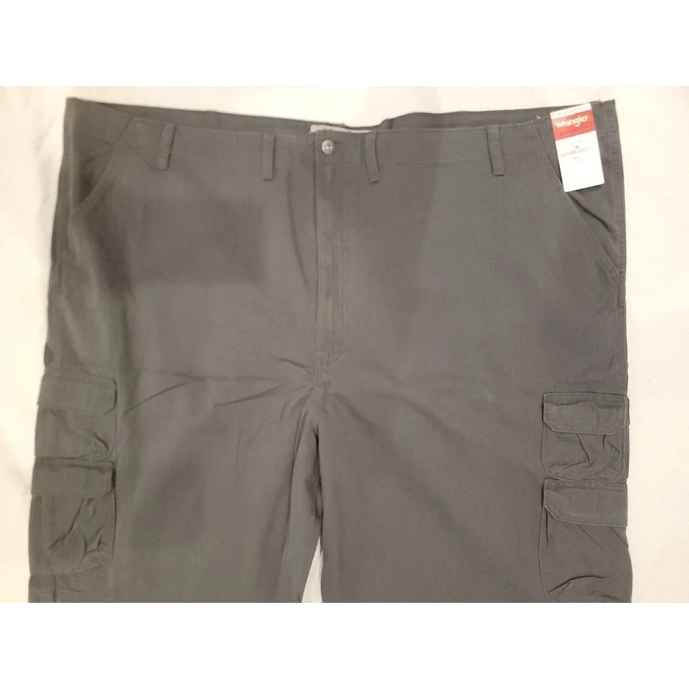 Wrangler Authentics Mens Cargo Shorts Size‎ 54 Gray ZM6BSAH Multi Pocket NWT